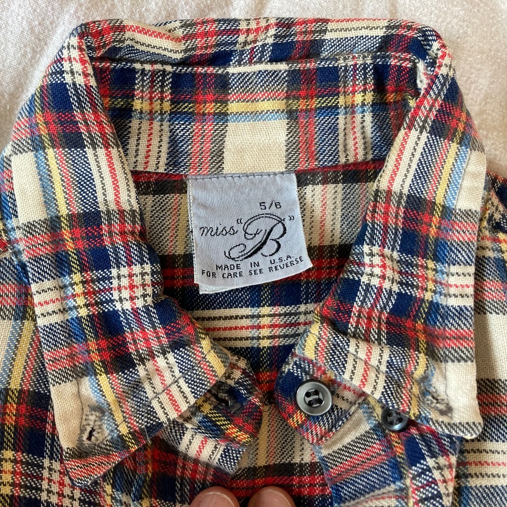 Vintage plaid button-down - Picture 2 of 4